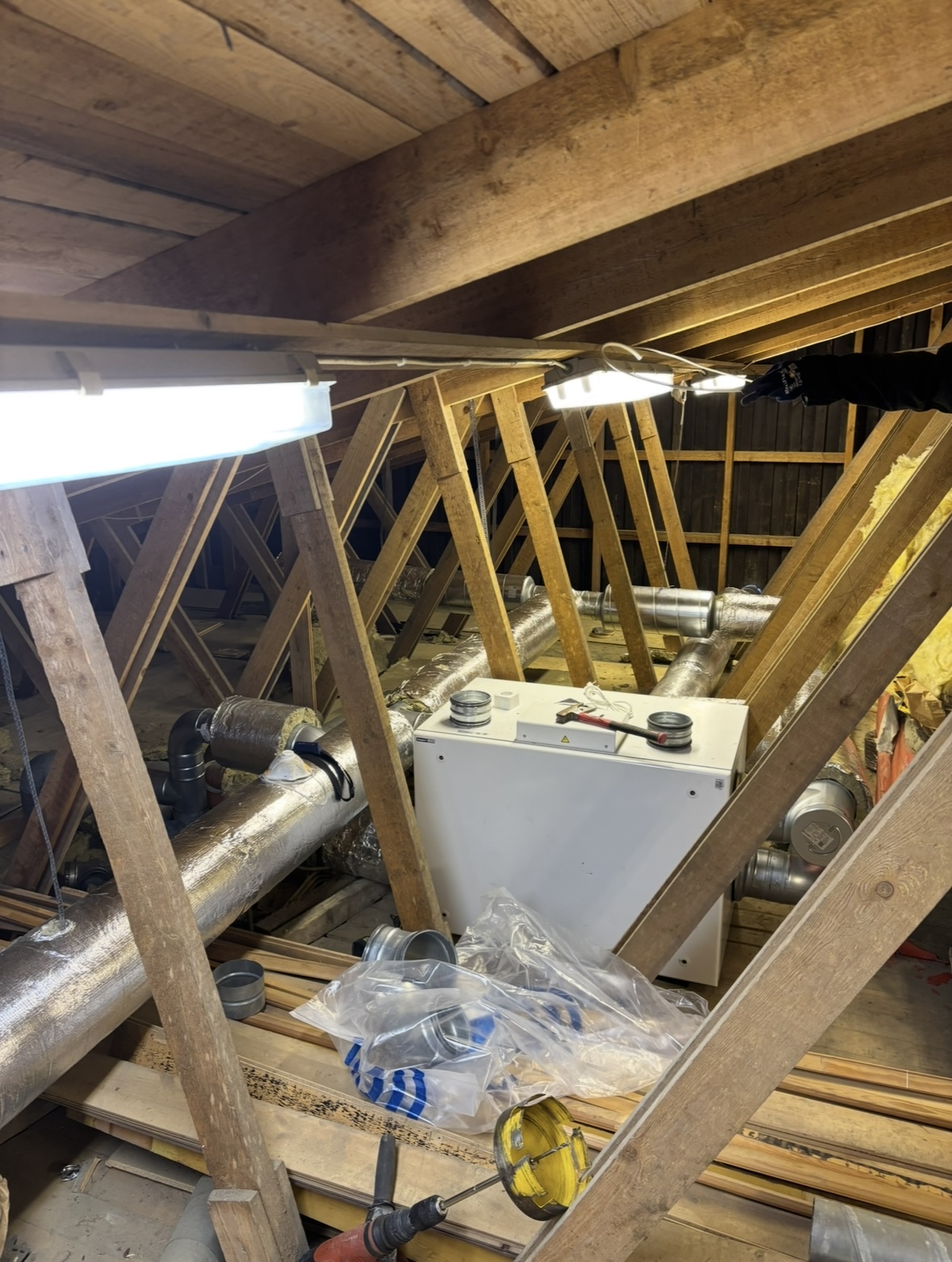 FTX-installation för att sänka radon i villa